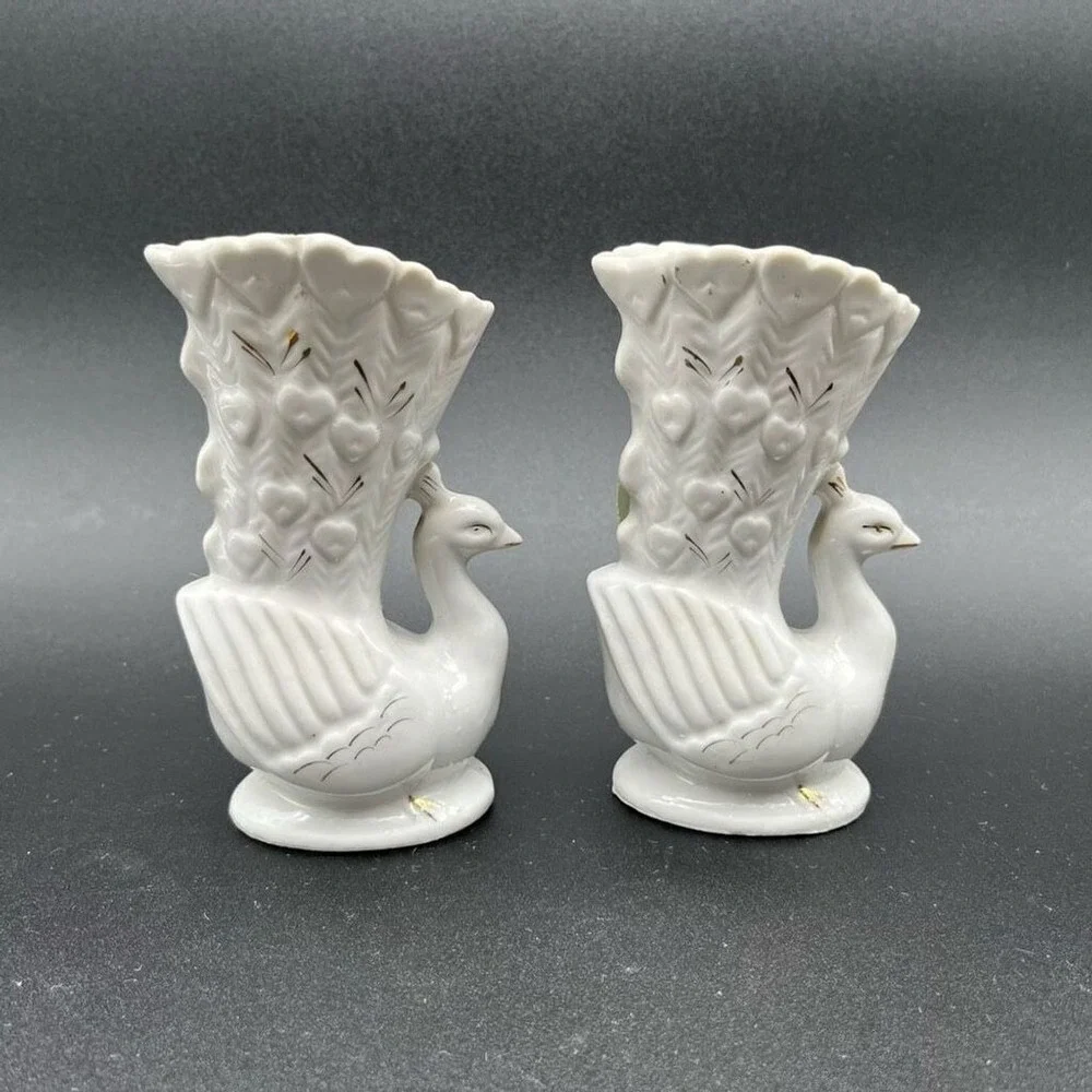 Vintage‎ Peacock Vase Set of 2 Porcelain With Applied Flowers Roses Gold Accent - Picture 13 of 16